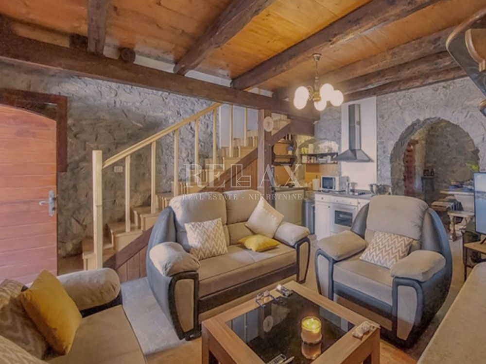 Počitniška hiša z bazenom - Lanišće, Istra