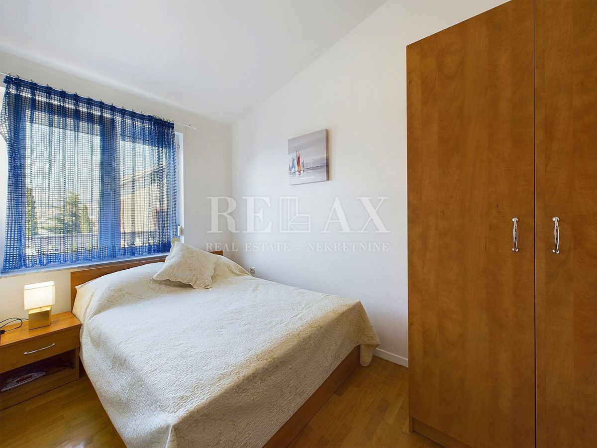 Selce - nadstropje z dvema apartmajema, idealno za najem ali poletne počitnice