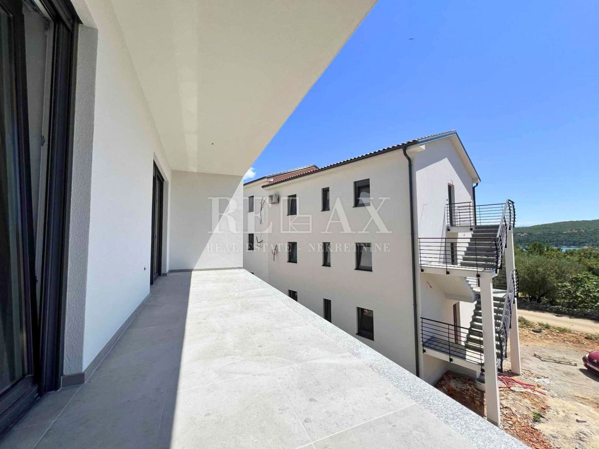 Otok Krk, Čižići - apartma s parkirnim mestom