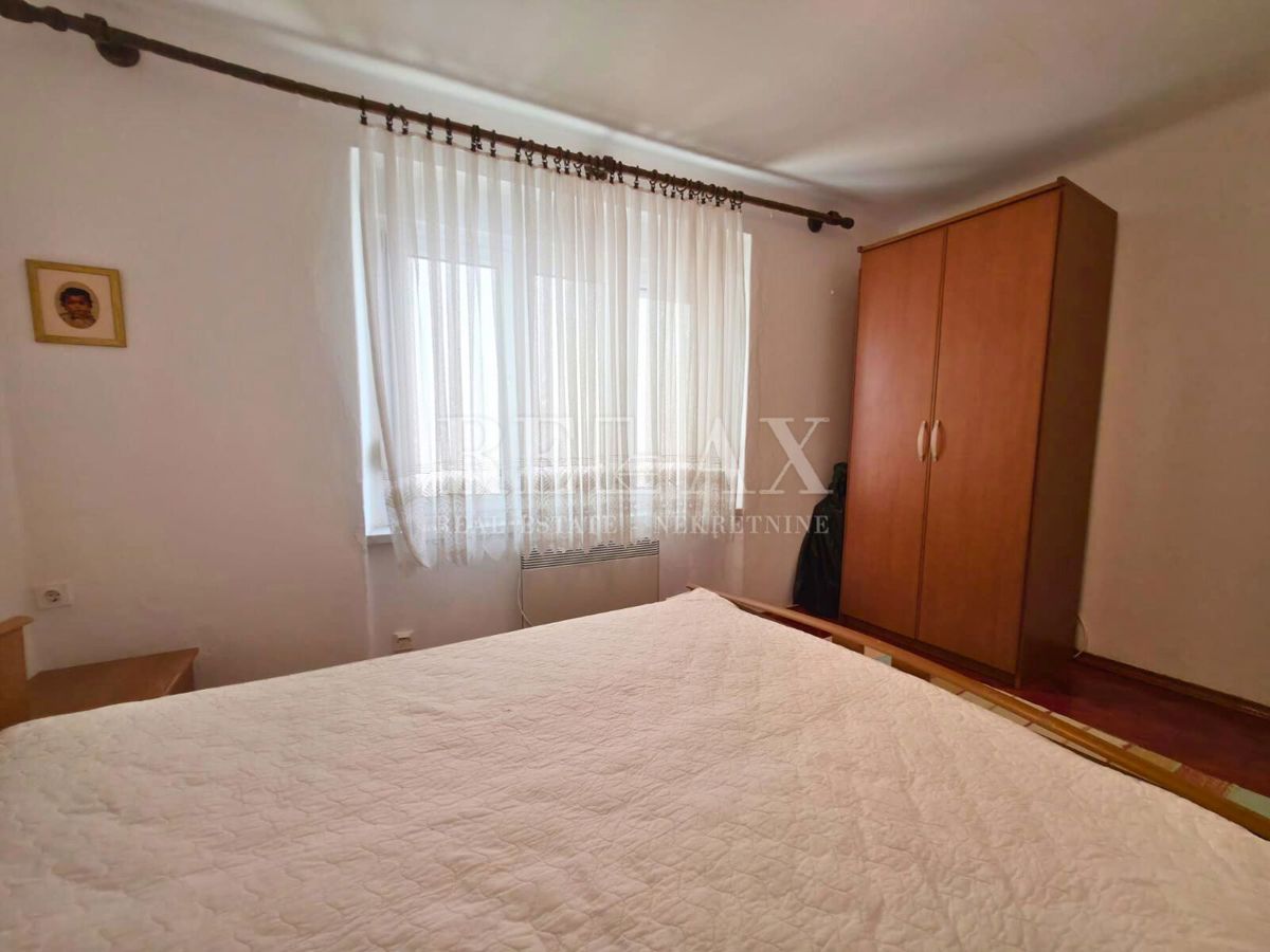 Crikvenica - center, enosobno stanovanje 130 m od plaže