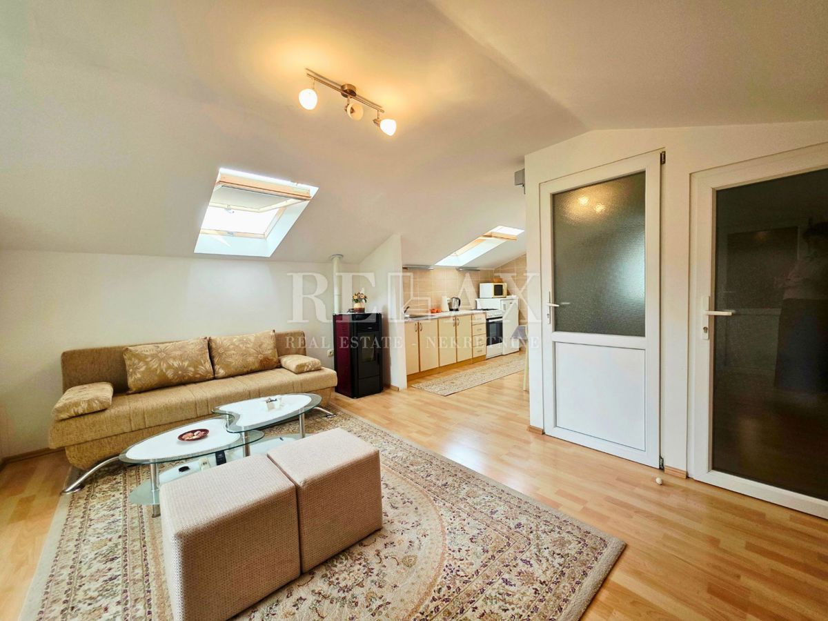 Sveti Juraj - 1. vrsta do morja, 2 apartmaja