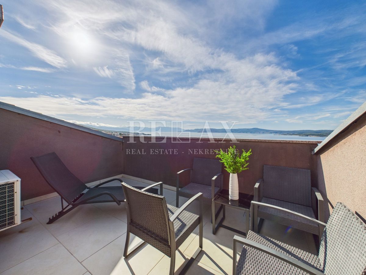 Crikvenica – Dvonadstropno stanovanje, 104 m² s pogledom na morje