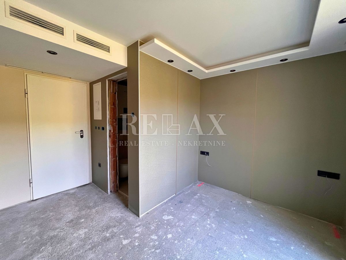 Crikvenica - stanovanje v novogradnji z dvigalom, 13,9 m2