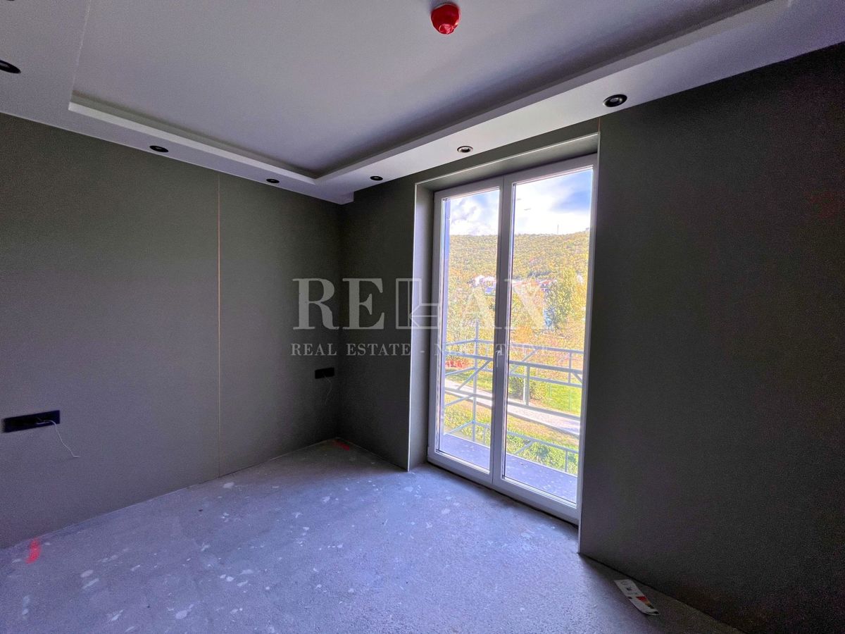Crikvenica - stanovanje v novogradnji z dvigalom, 13,9 m2