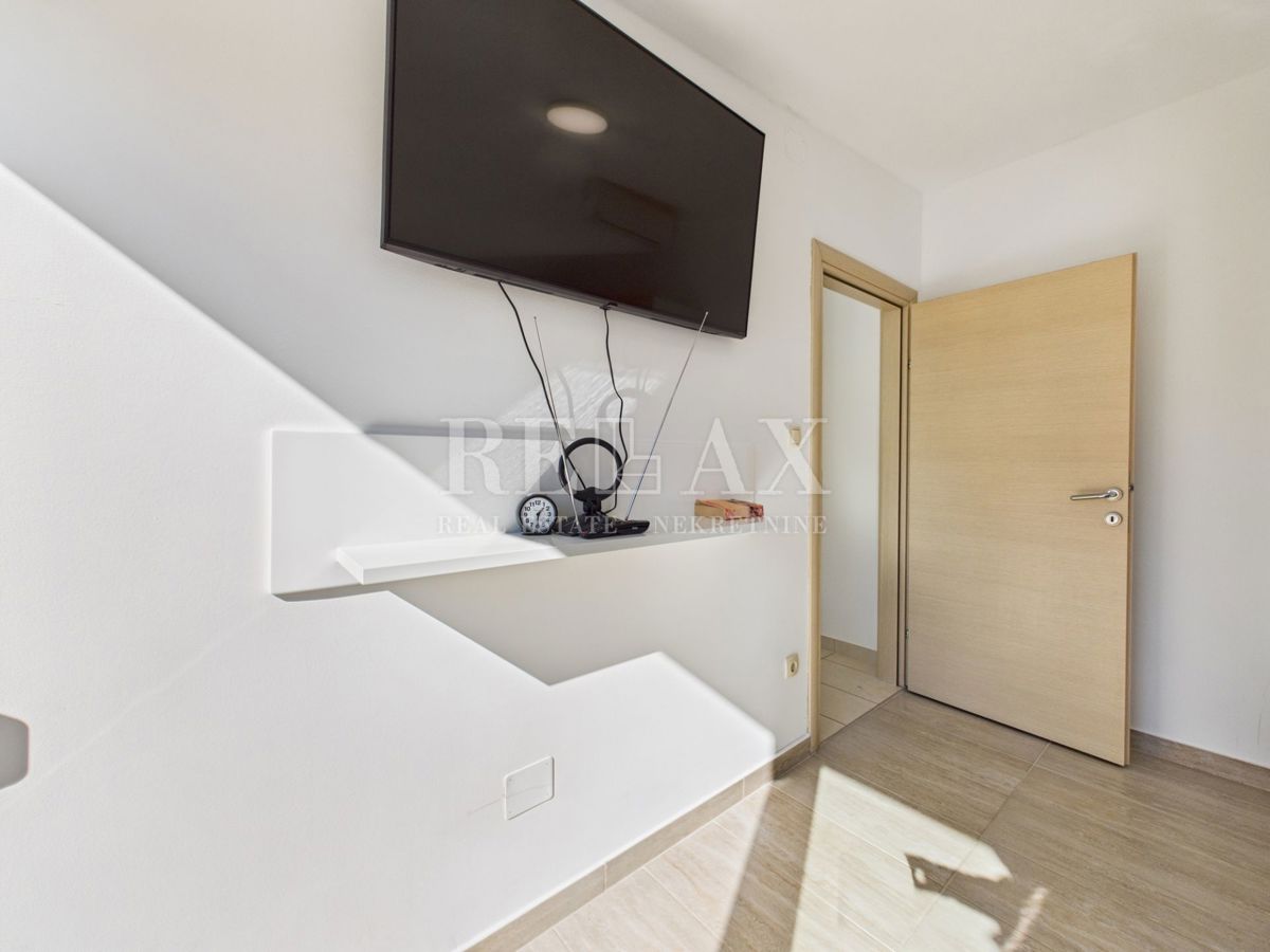 Crikvenica - apartma v prvi vrsti do morja