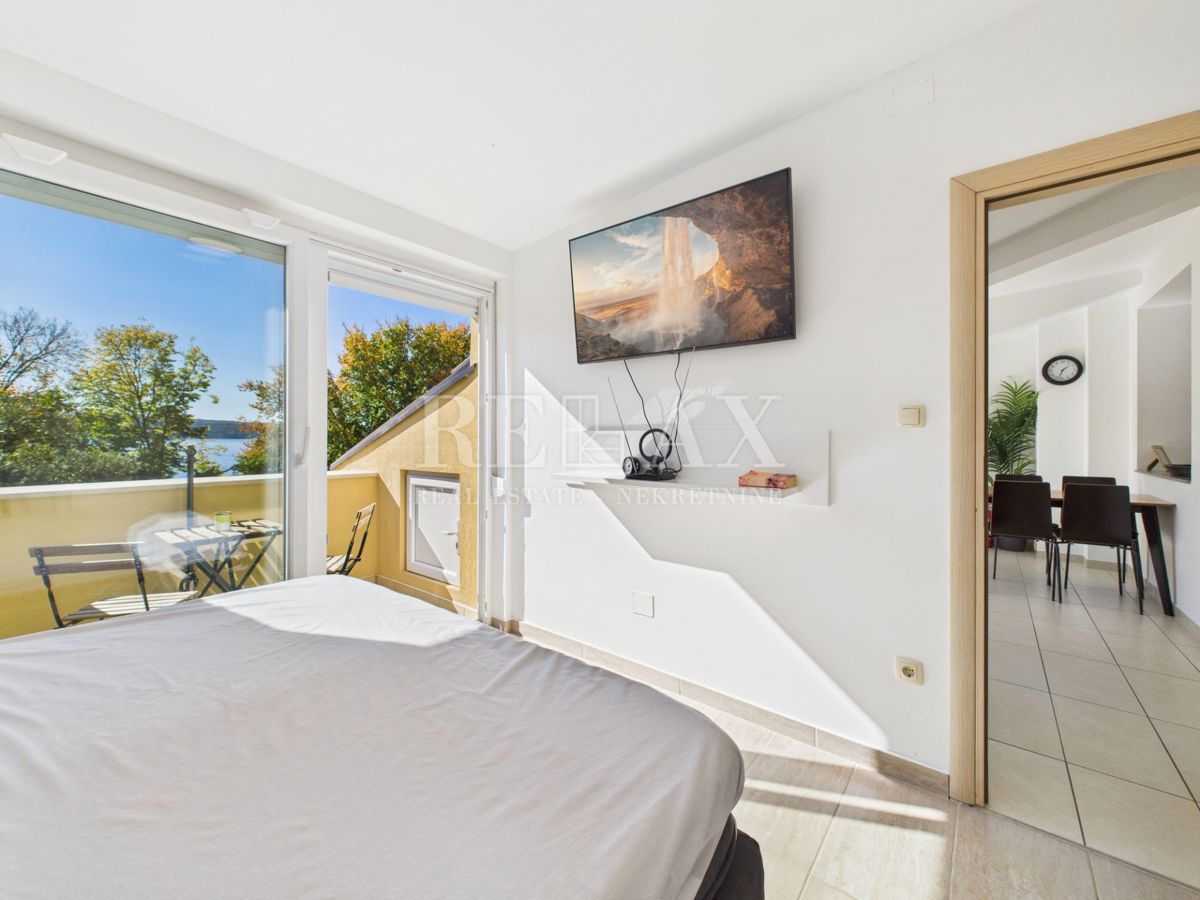 Crikvenica - apartma v prvi vrsti do morja