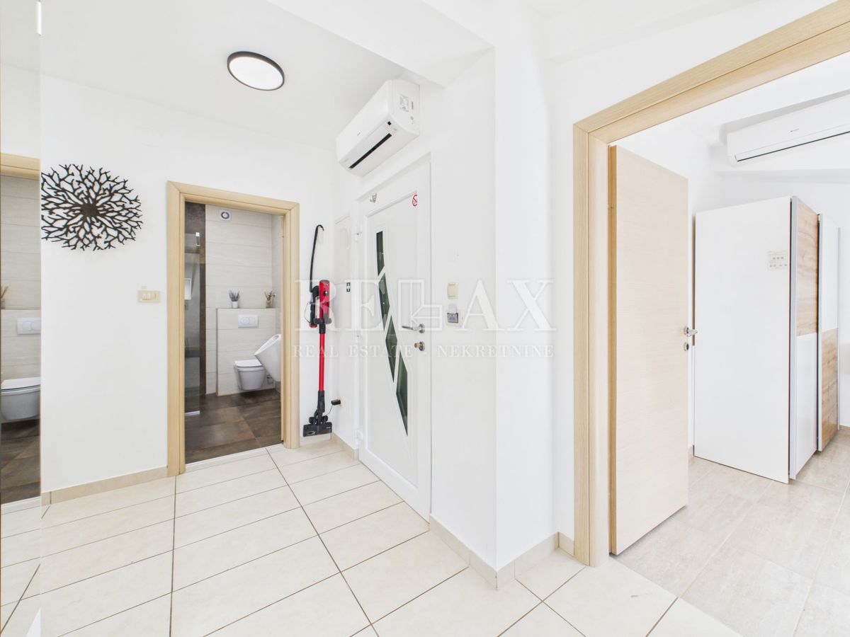 Crikvenica - apartma v prvi vrsti do morja