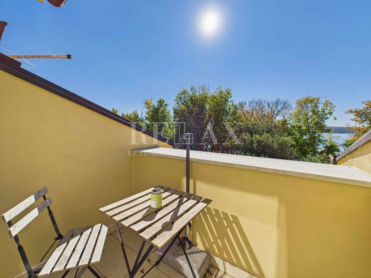 Crikvenica - apartma v prvi vrsti do morja