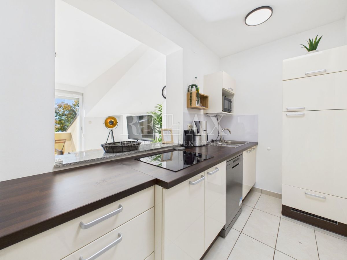 Crikvenica - apartma v prvi vrsti do morja