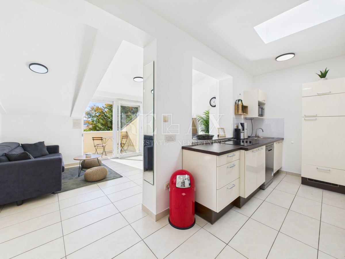 Crikvenica - apartma v prvi vrsti do morja