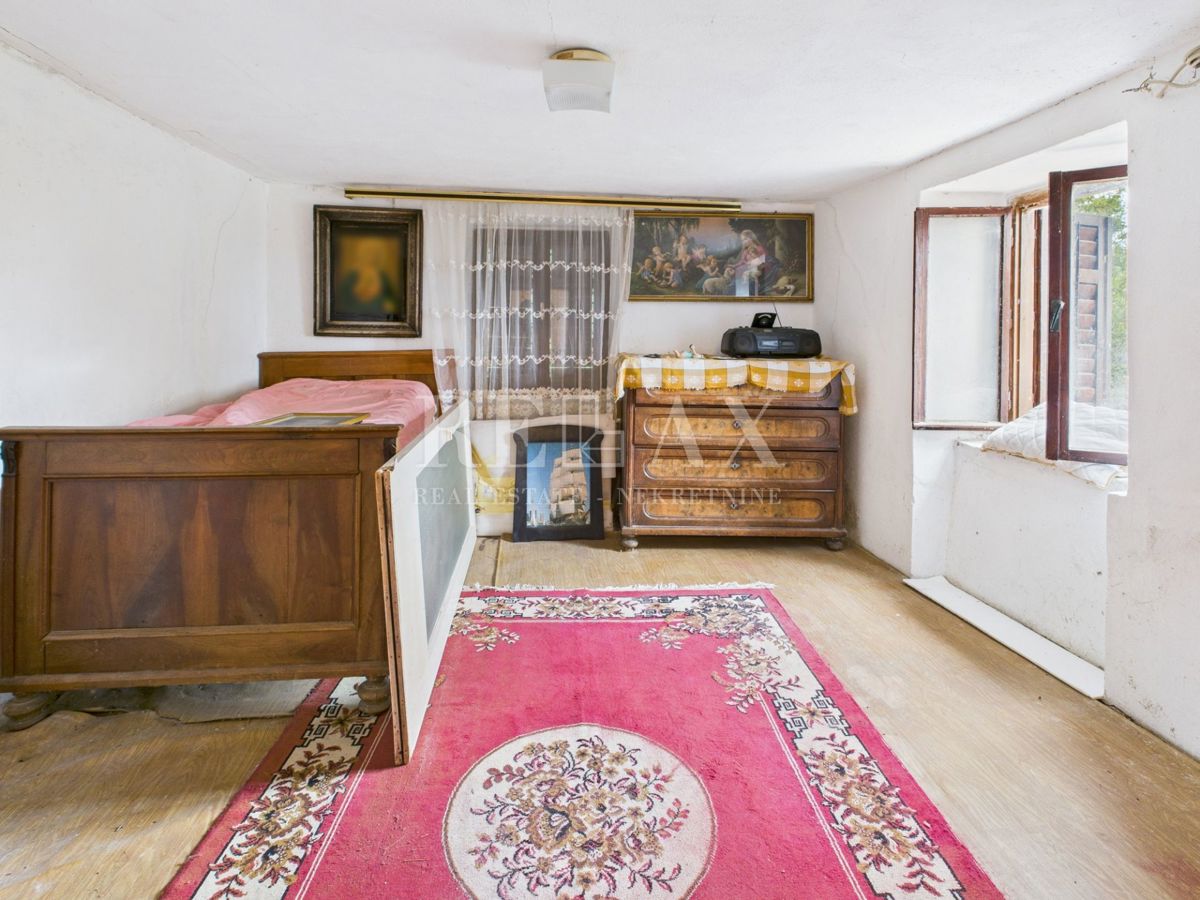 Grižane - kamnita hiša