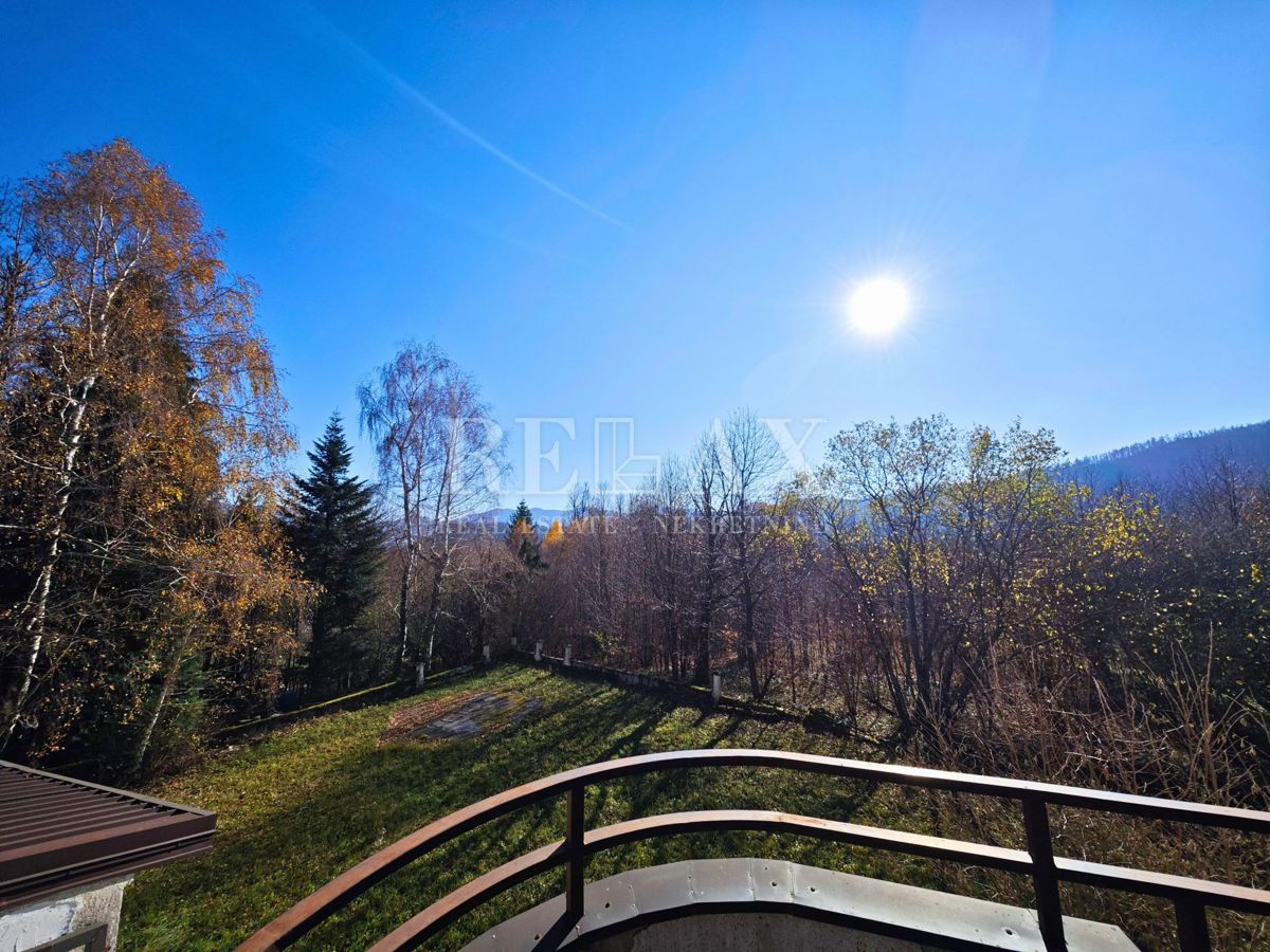 Fužine - samostojna hiša z velikim vrtom