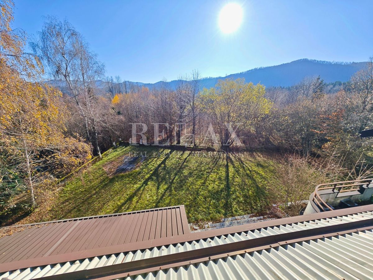 Fužine - samostojna hiša z velikim vrtom