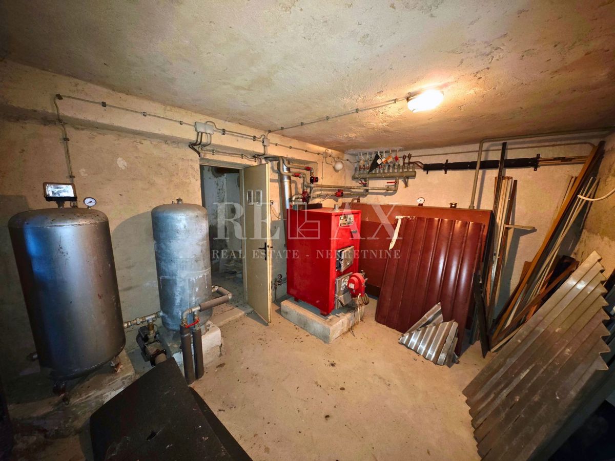 Fužine - samostojna hiša z velikim vrtom