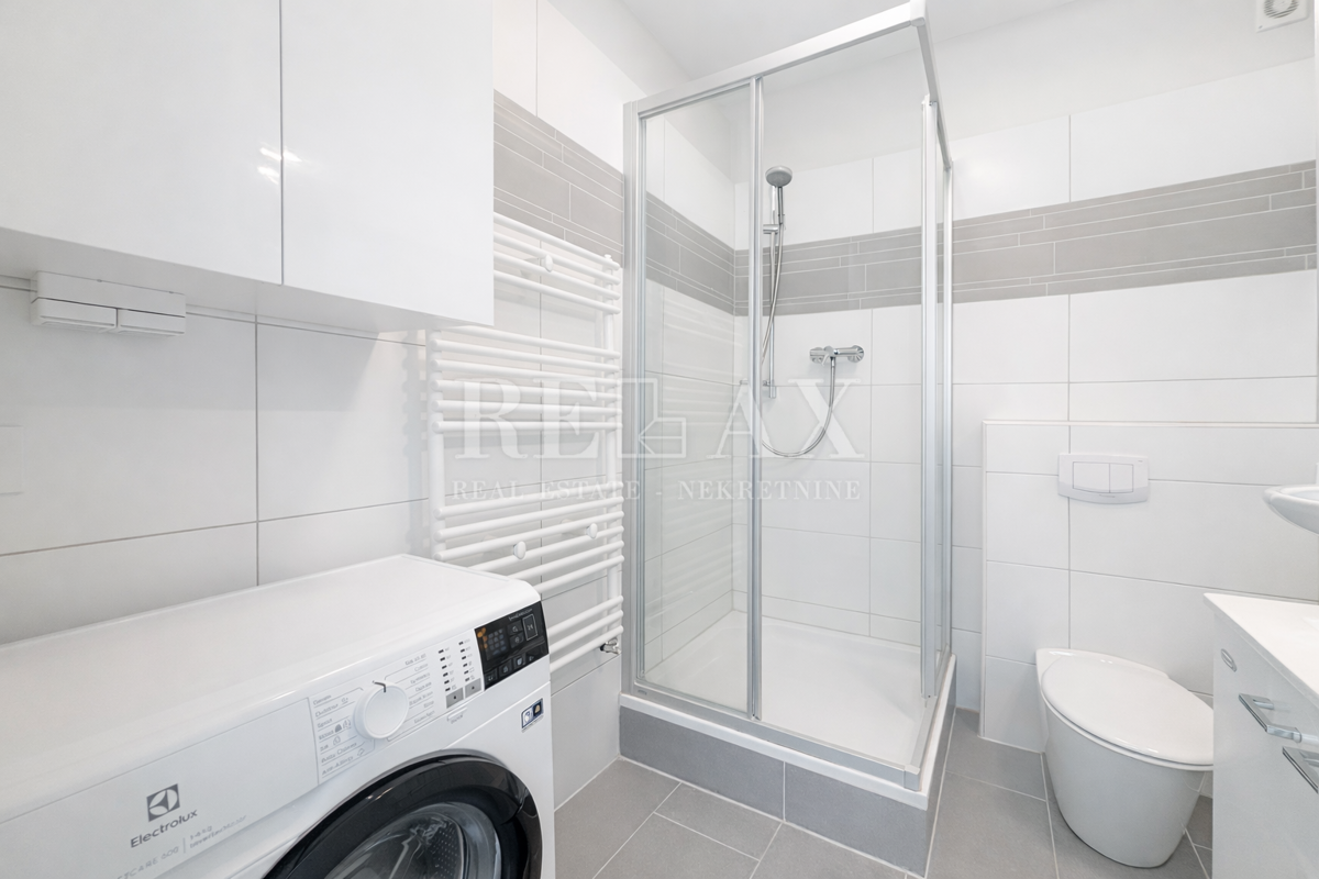 Crikvenica - luksuzna hiša z bazenom