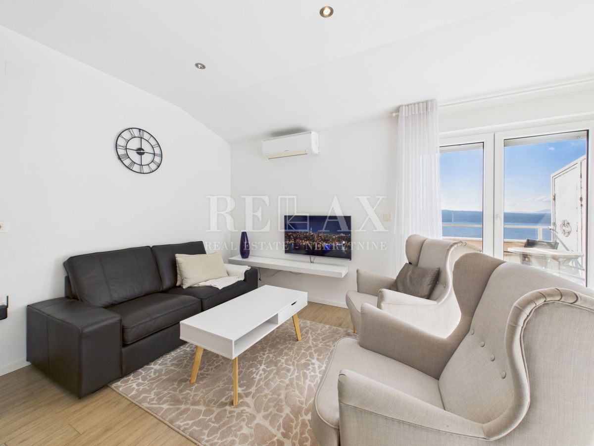 Crikvenica - luksuzna hiša z bazenom