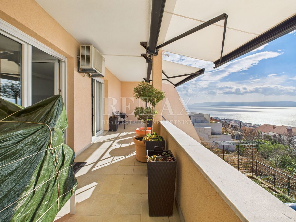 Crikvenica - luksuzna hiša z bazenom