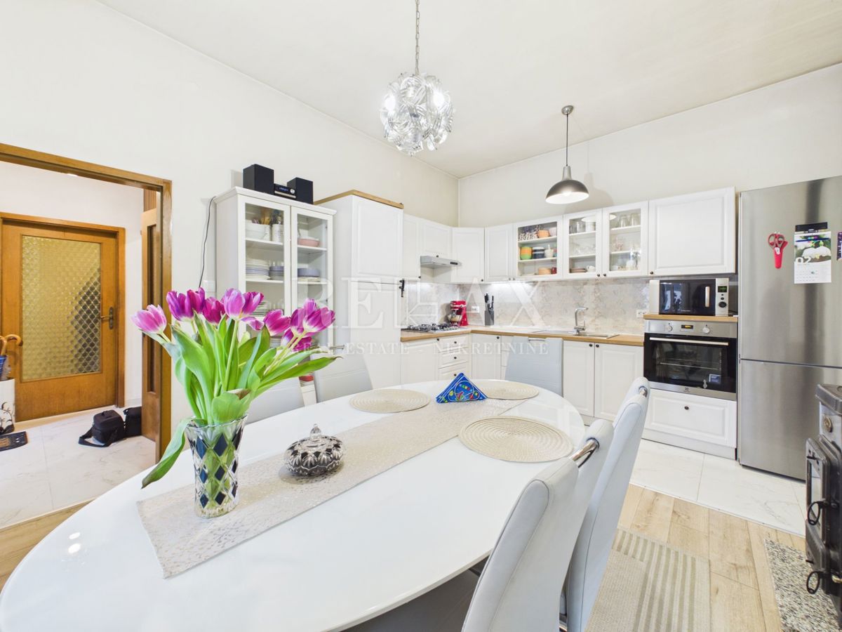 Hreljin - samostojna hiša z vrtom