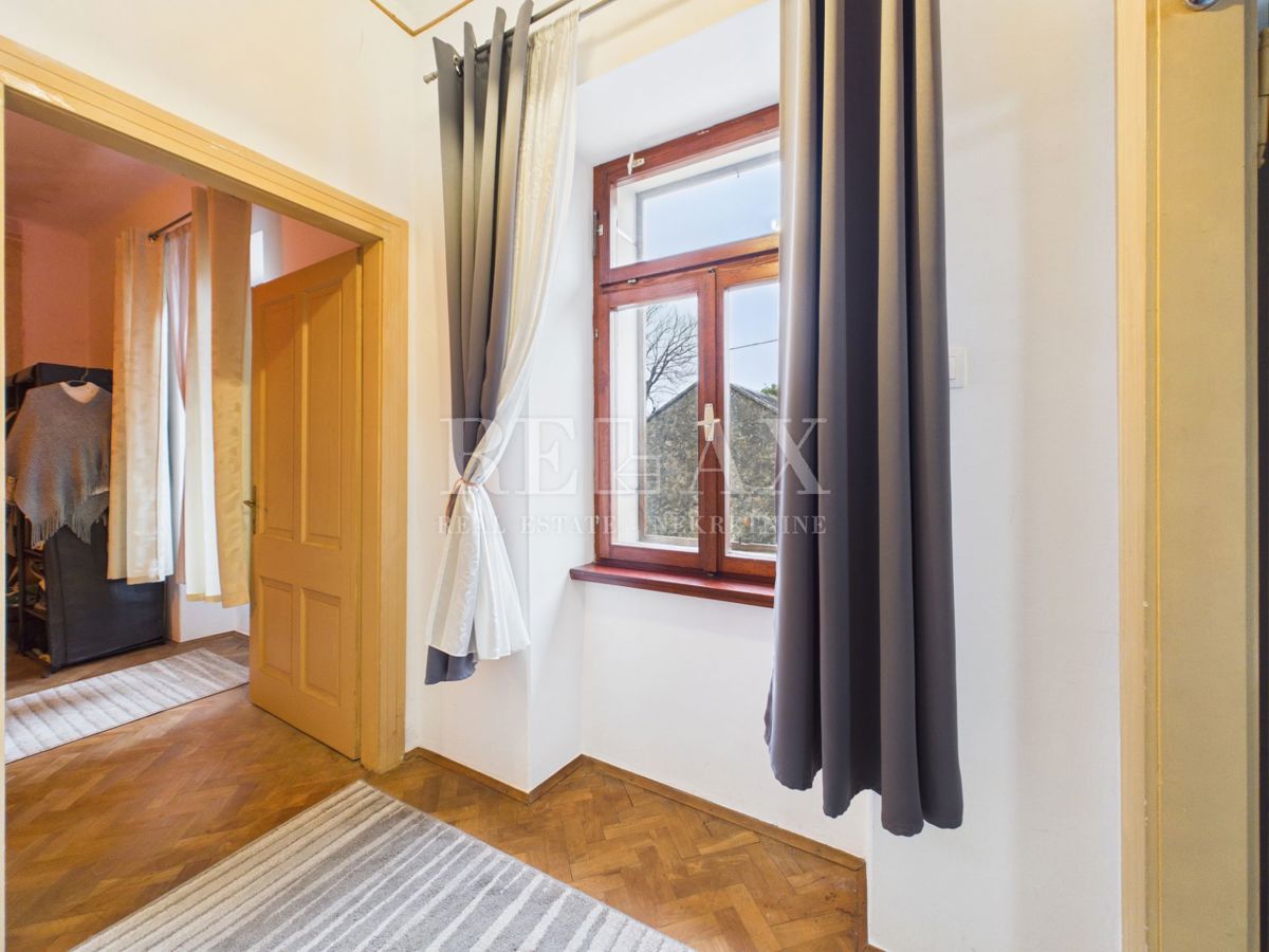 Hreljin - samostojna hiša z vrtom