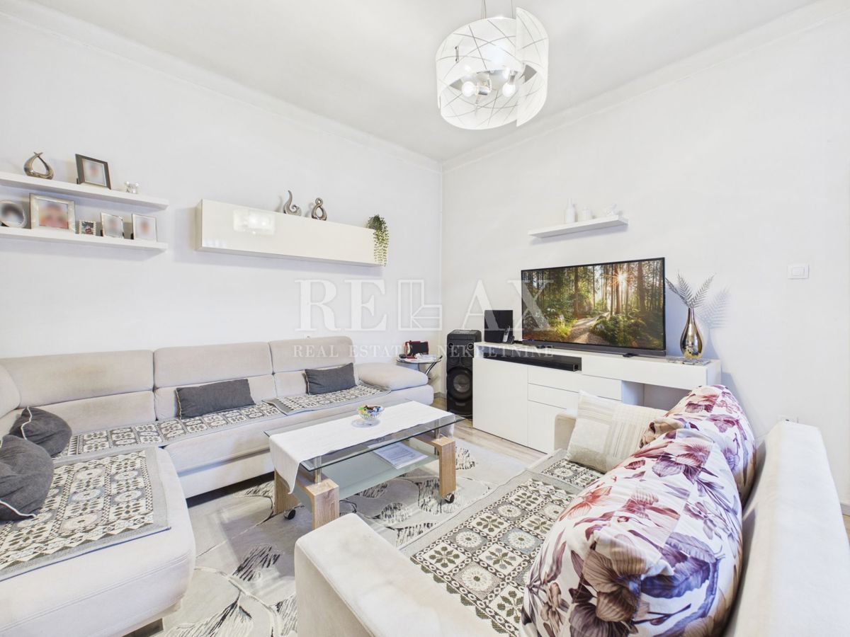 Hreljin - samostojna hiša z vrtom