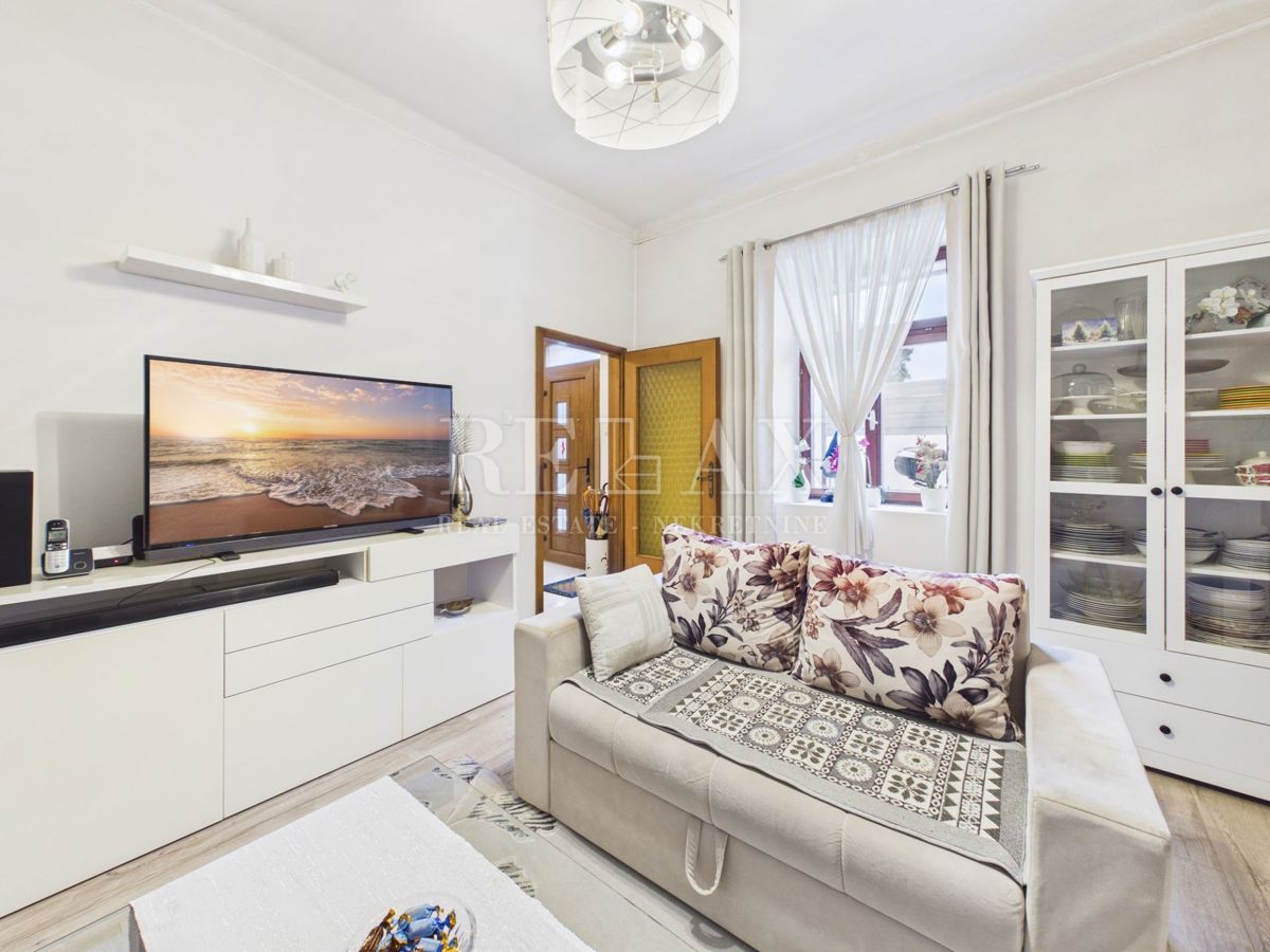 Hreljin - samostojna hiša z vrtom