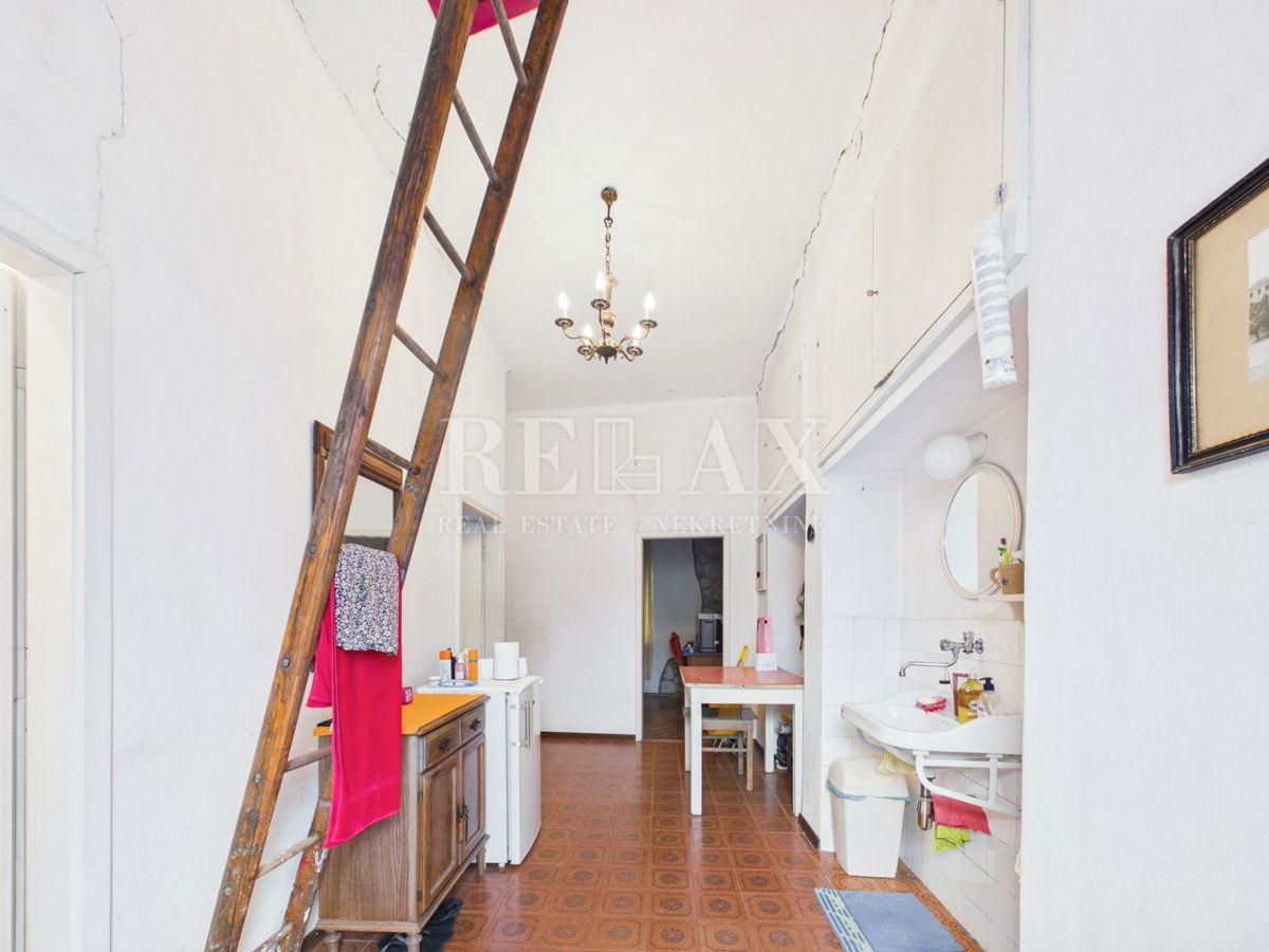 Bribir - hiša na odlični lokaciji