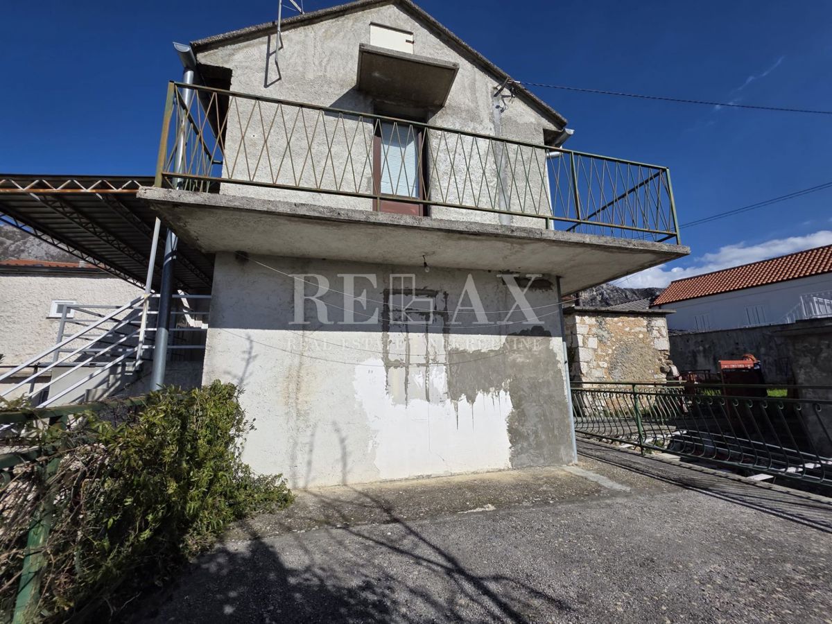 Bribir – Manjša hiša za mirno življenje v naravi