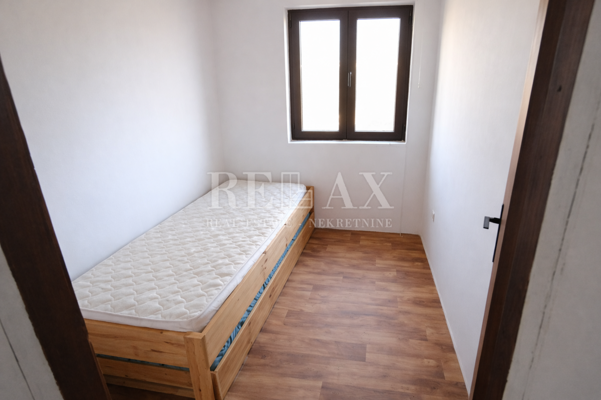 Bribir – Manjša hiša za mirno življenje v naravi