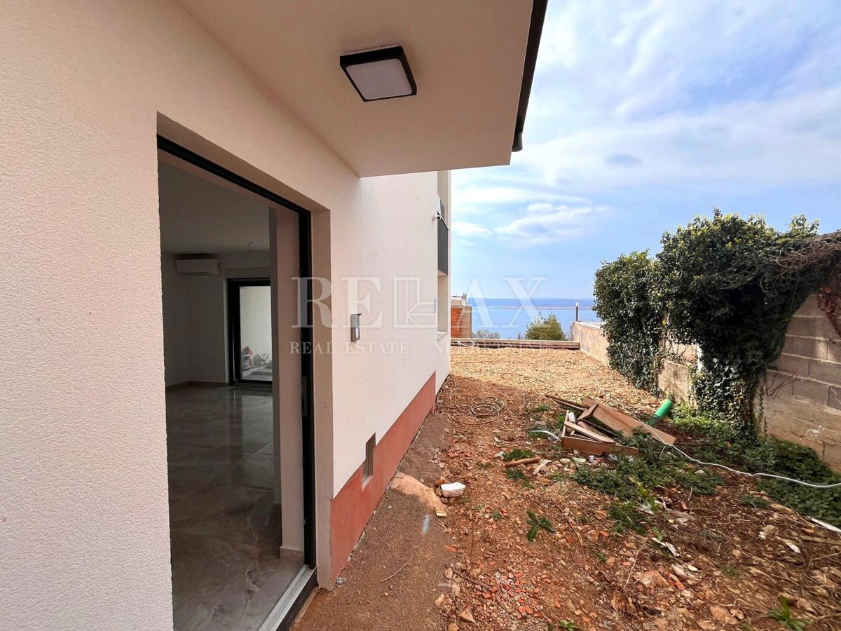 CRIKVENICA, DRAMALJ - Dvoetažni stanovanje v novogradnji