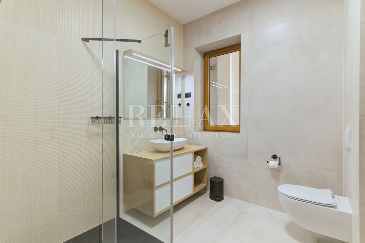 OPATIJA, VOLOSKO - Novo opremljeno stanovanje 20 m od morja