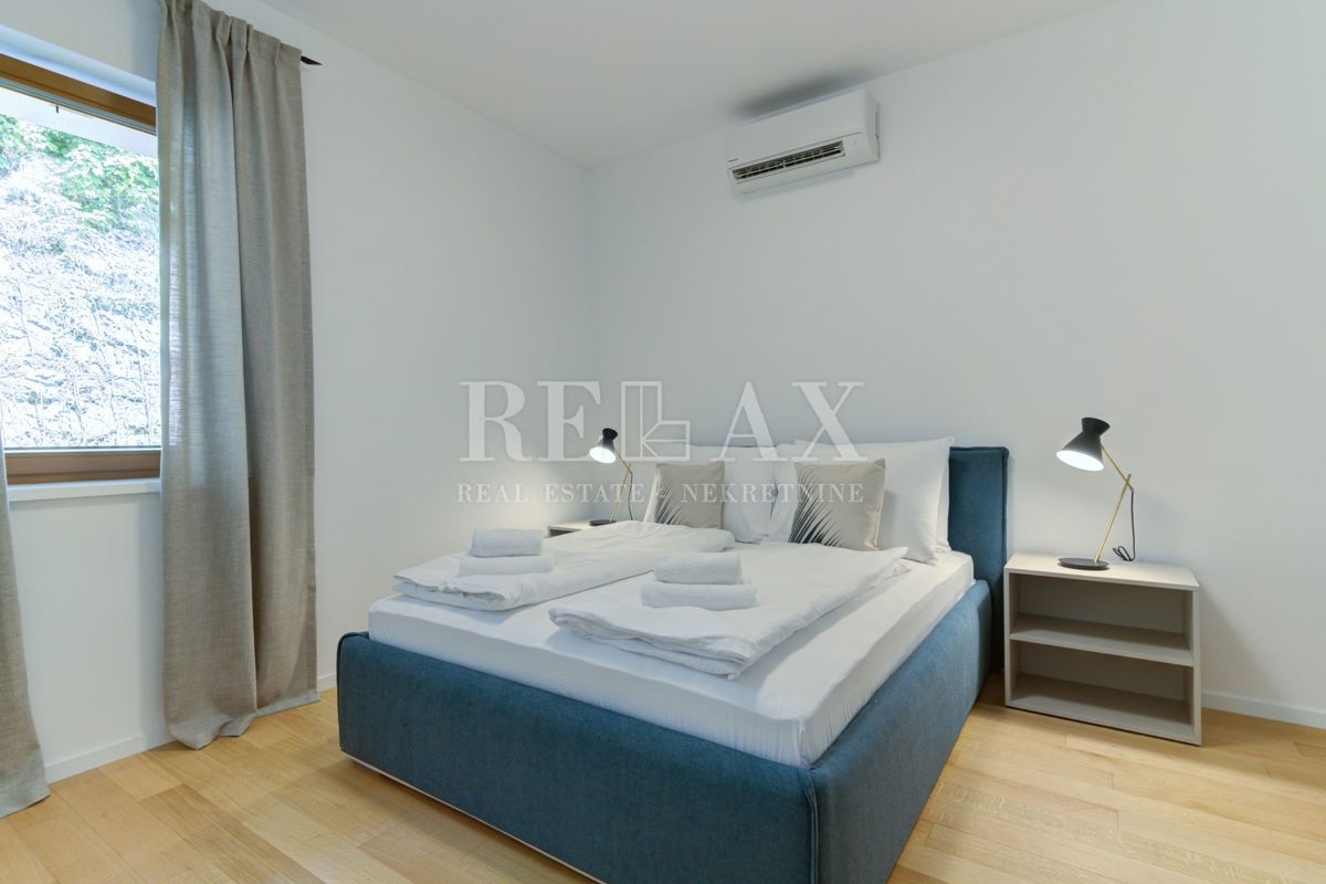 OPATIJA, VOLOSKO - Novo opremljeno stanovanje 20 m od morja
