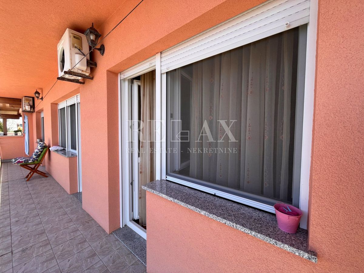 Crikvenica - apartma z zasebnim vrtom