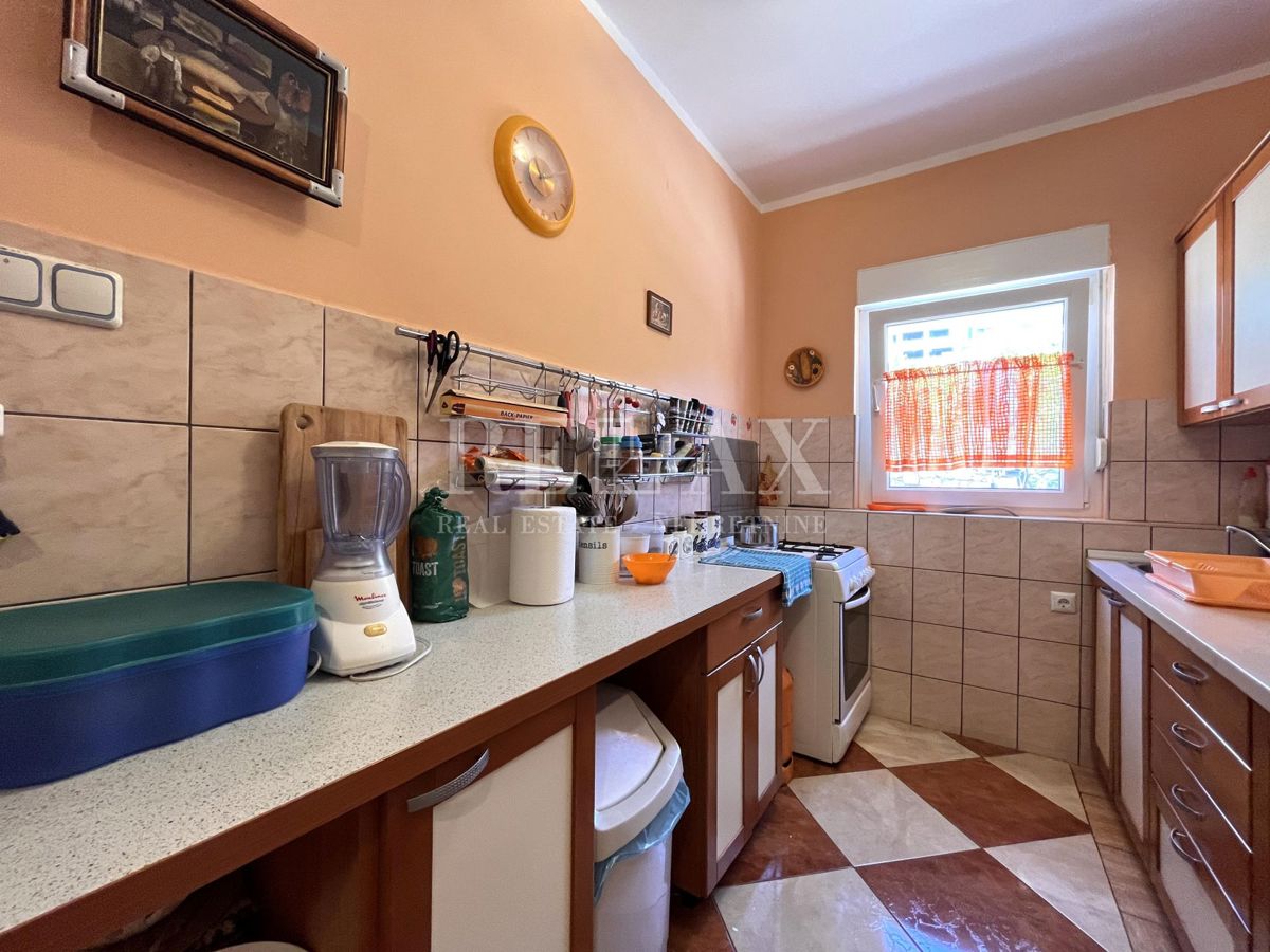 Crikvenica - apartma z zasebnim vrtom