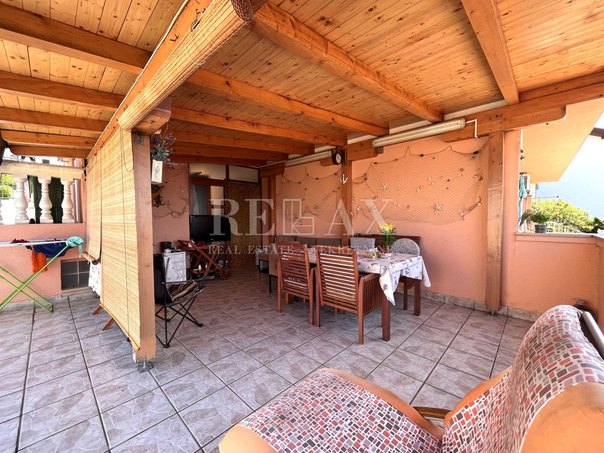 Crikvenica - apartma z zasebnim vrtom