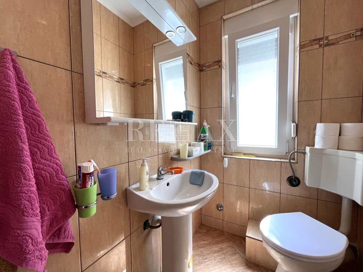 Crikvenica - apartma z zasebnim vrtom
