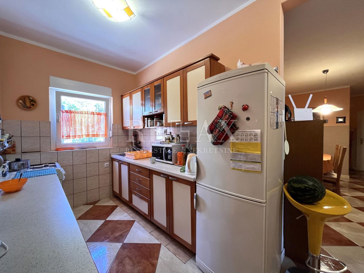 Crikvenica - apartma z zasebnim vrtom