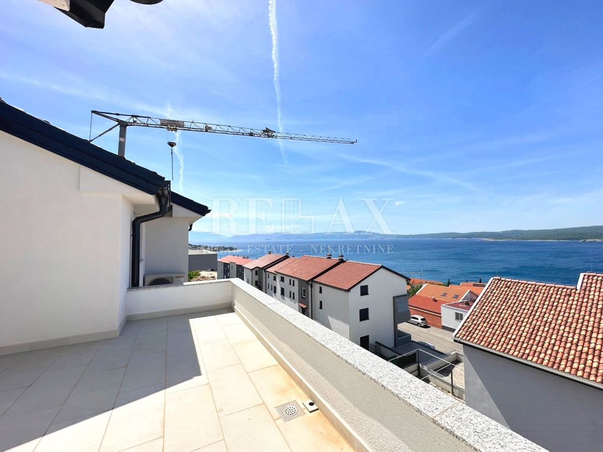 CRIKVENICA - Novogradnja s pogledom na morje