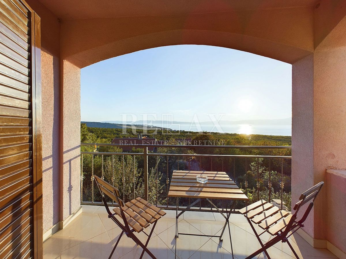 Kraljevica - dvoetažni apartma s panoramskim razgledom
