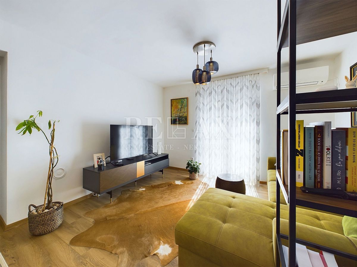 Novi Vinodolski - apartma z vrtom