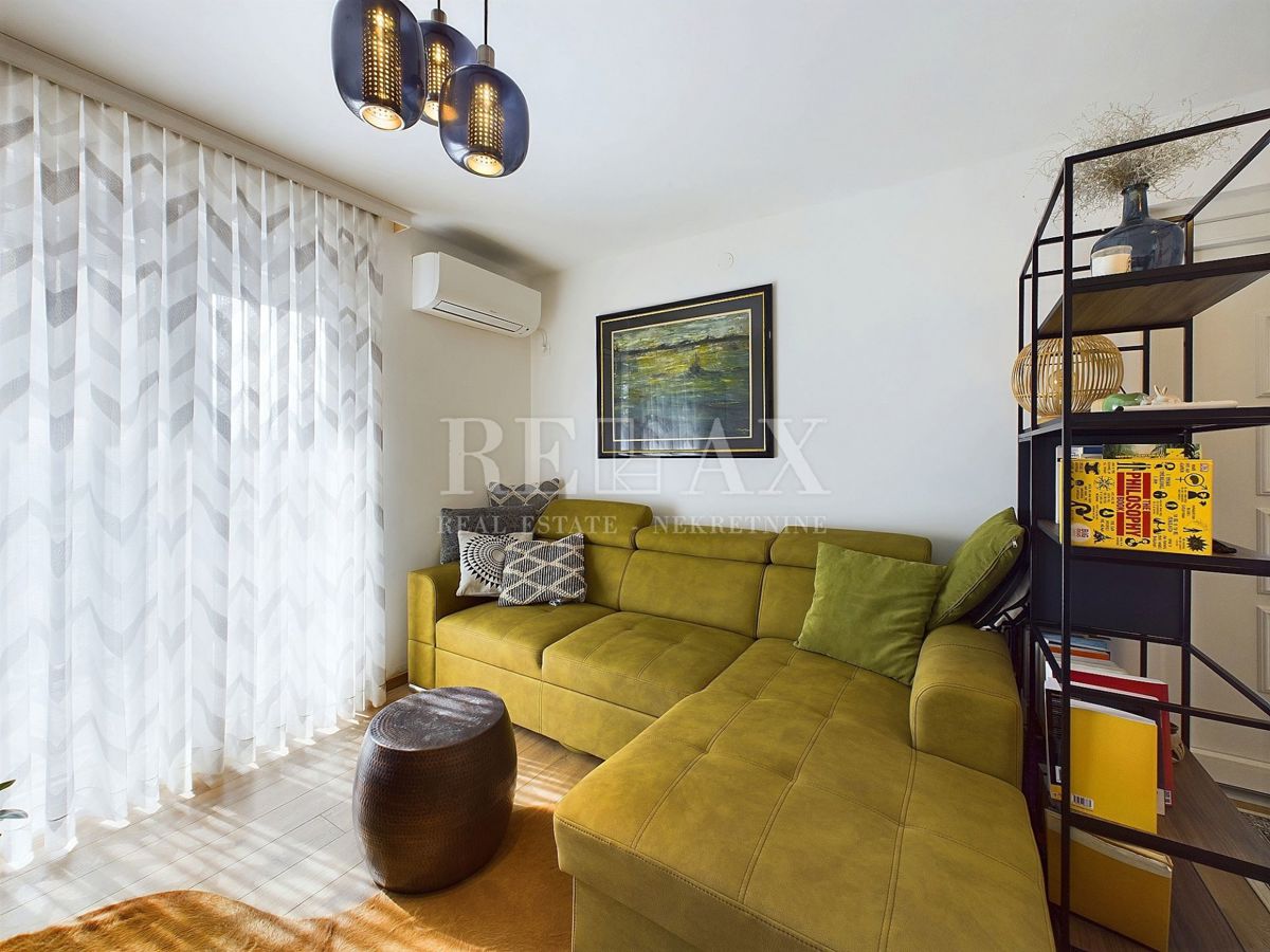 Novi Vinodolski - apartma z vrtom