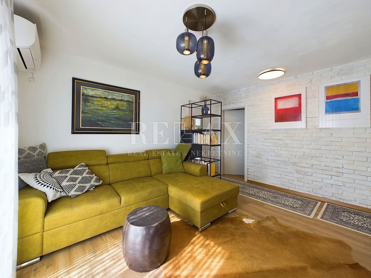 Novi Vinodolski - apartma z vrtom