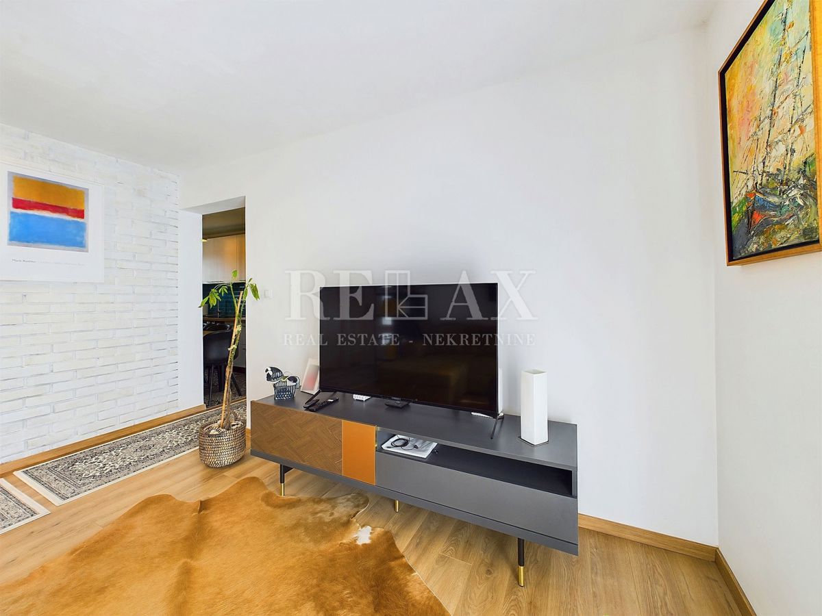 Novi Vinodolski - apartma z vrtom