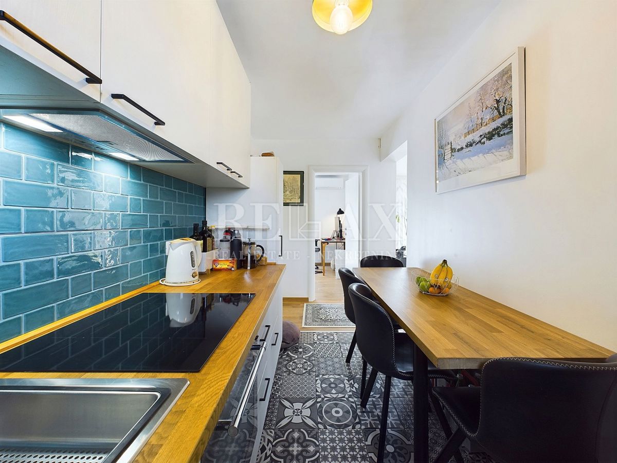 Novi Vinodolski - apartma z vrtom