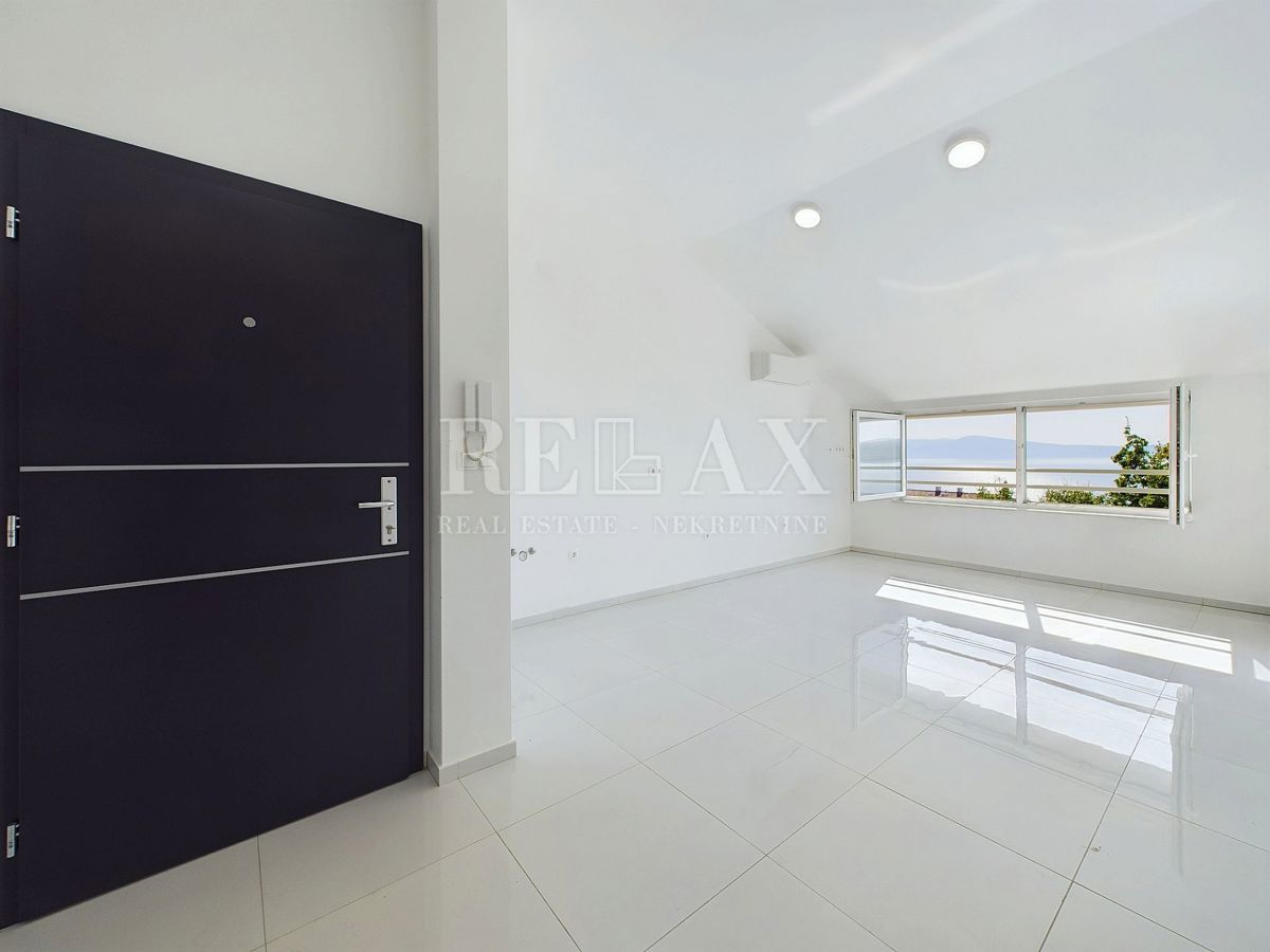 Crikvenica - dvoetažni apartma v novogradnji