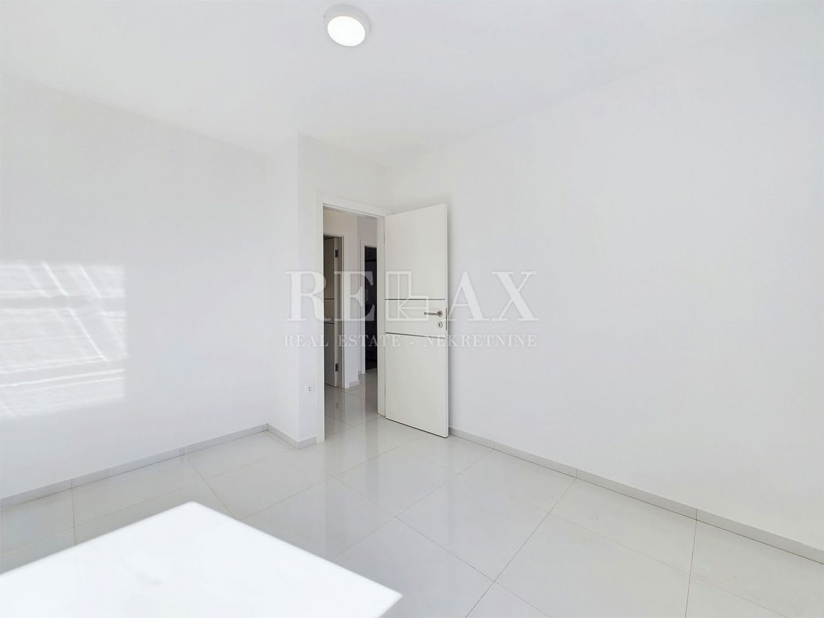 Crikvenica - dvoetažni apartma v novogradnji
