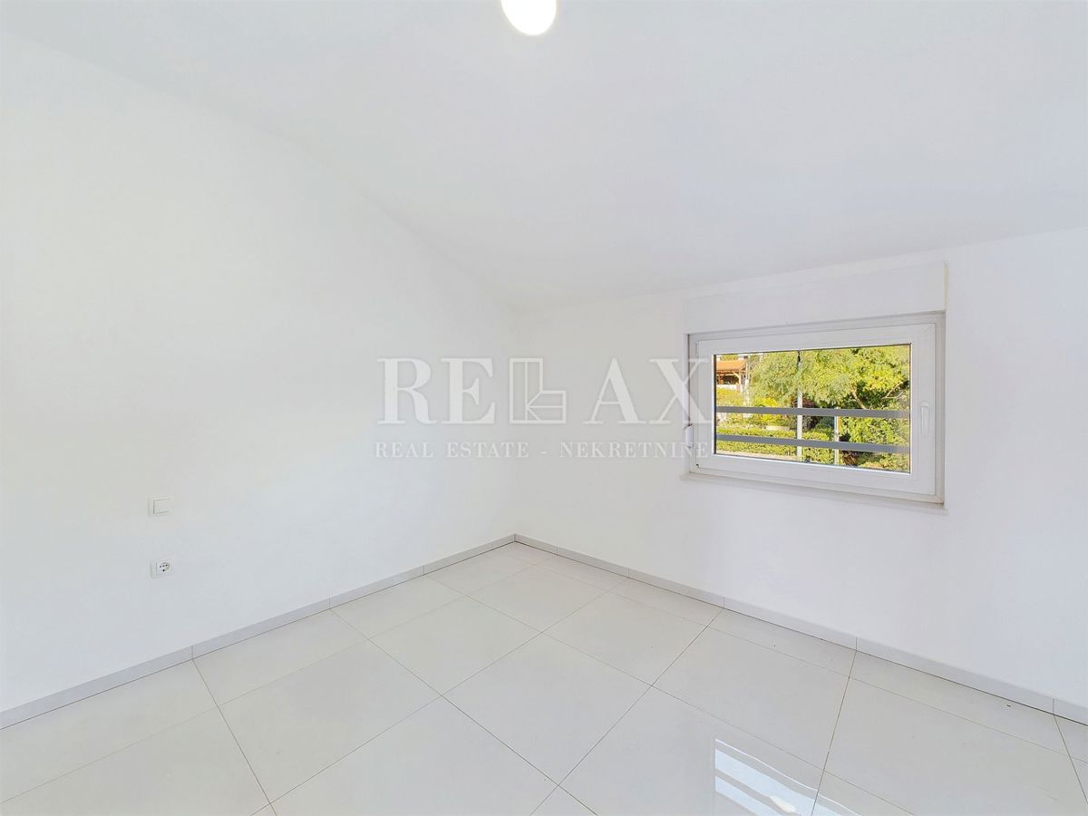 Crikvenica - dvoetažni apartma v novogradnji