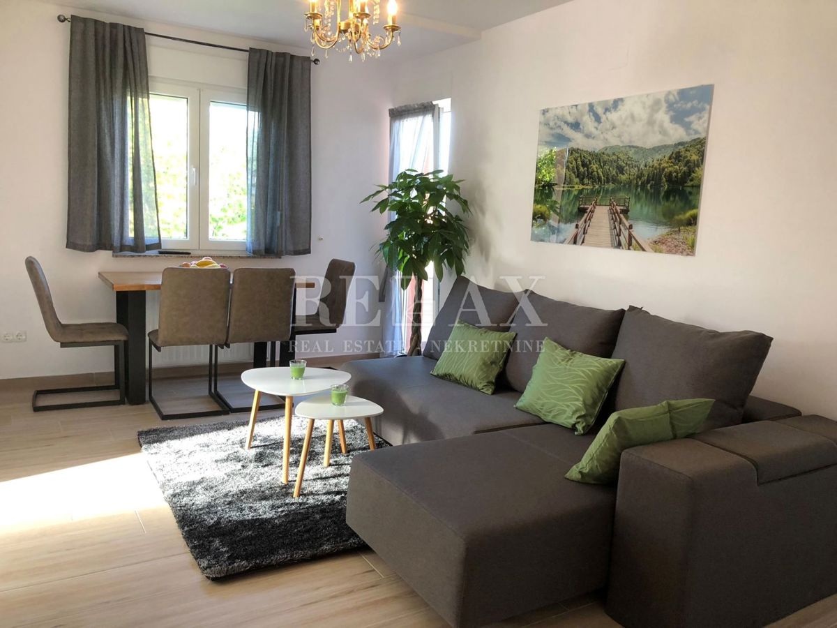 Oprić, Lovran - apartmajska vila z bazenom