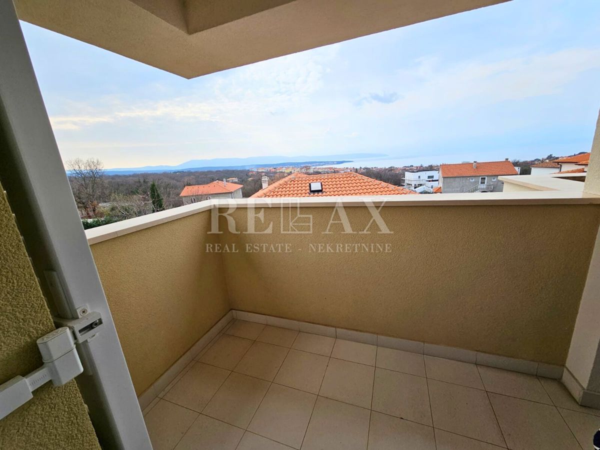 Otok Krk, Malinska - dvoetažni apartma