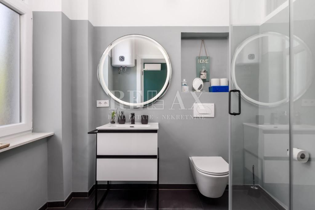 Opatija - prenovljeno stanovanje, 200 m od morja