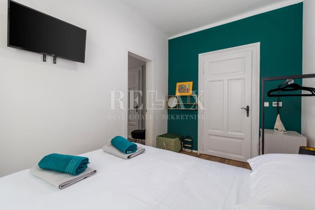 Opatija - prenovljeno stanovanje, 200 m od morja